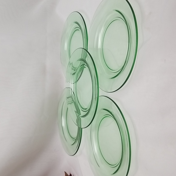 Depression Green Uranium Bread & Butter Plates - Picture 8 of 9